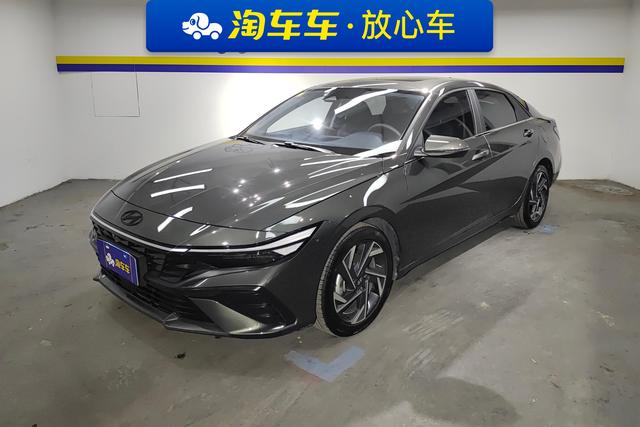 Elantra 2023 1.5L CVT LUX Premium