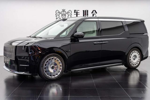 ZEEKR 009 2024 Glorious four-wheel drive 108kWh