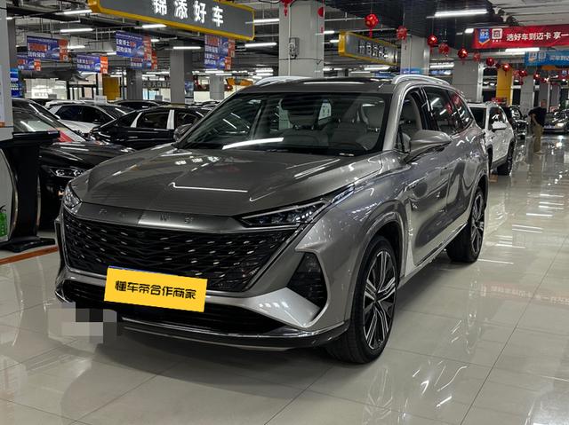 RX9 2023 2.0TGI 4WD Premium Edition
