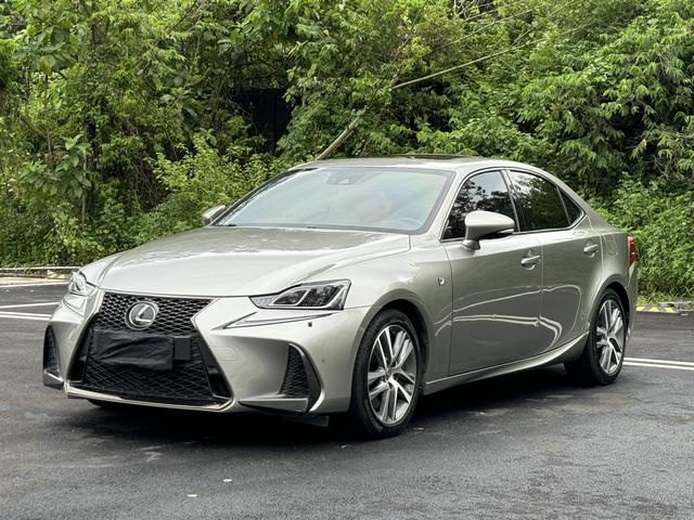 Lexus IS 2017 300 F SPORT Edition
