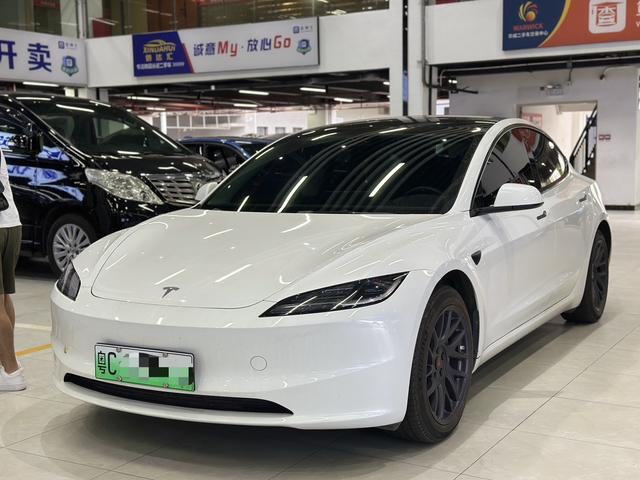 Model 3 2023 Rear Wheel Drive
