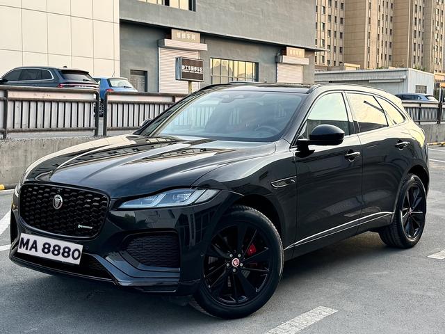 Jaguar F-PACE 2023 P250 R-Dynamic BLACK
