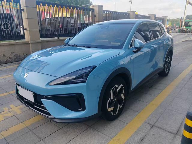 Baojun Yunhai PHEV 2024 140km plug-in hybrid version