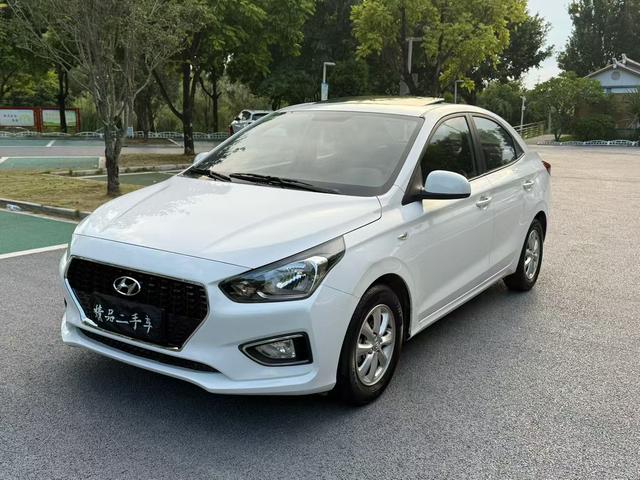 Rena 2017 1.4L automatic Jump version Country V