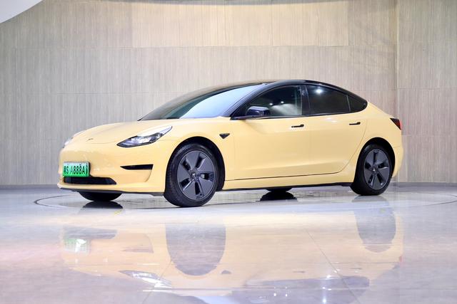 Model 3 2022 Rear Wheel Drive