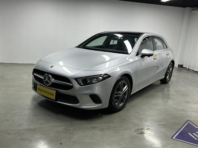 Mercedes-Benz A-Class (Import) 2019 A 200 Dynamic