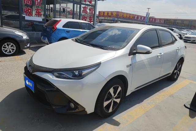 Ralink Dual Engine E+ 2019 1.8PH V CVT Deluxe Edition