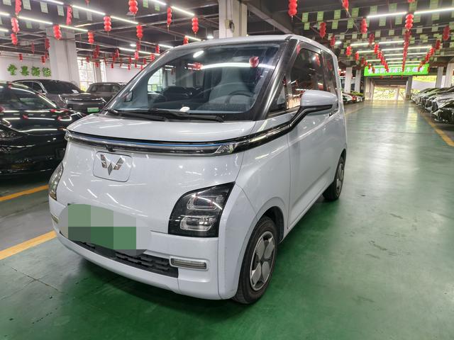 Wuling Air ev Clear Sky 2022 4-seat Advance