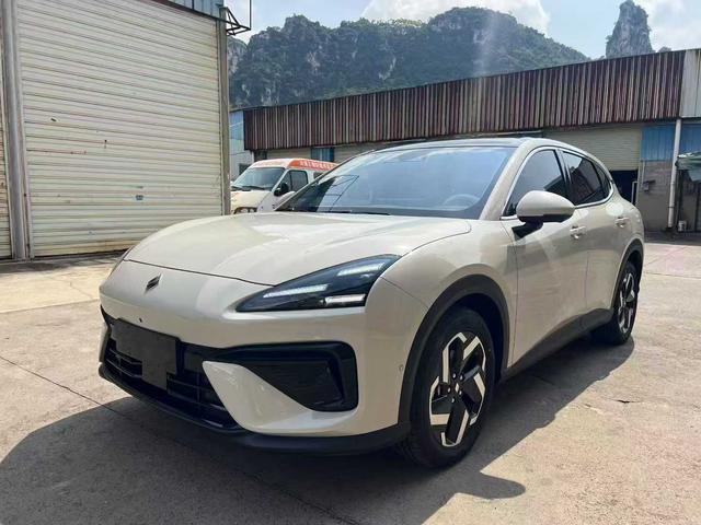 Baojun Yunhai PHEV 2024 140km plug-in hybrid version