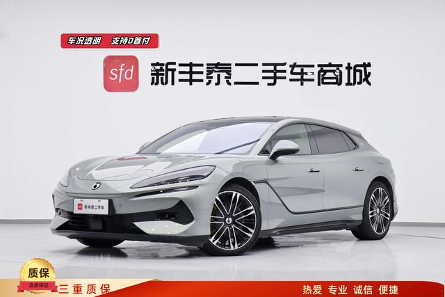 Denza Z9GT DM 2024 1100 four-wheel drive Ultra version