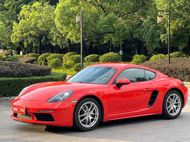 Porsche 718 2018 Cayman 2.0T