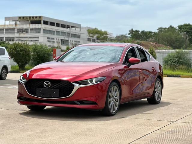 Mazda3 Enclave 2020 2.0L Automatic Premium Edition