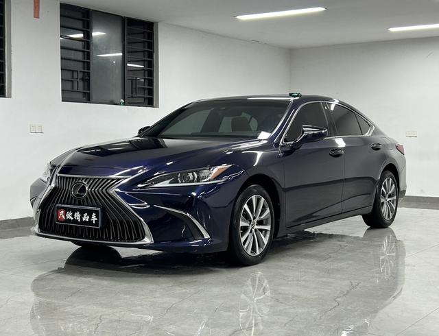 Lexus ES 2020 200 Excellence National VI