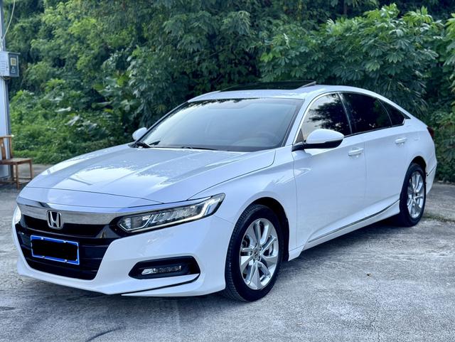 Accord 2018 260TURBO Elite National V