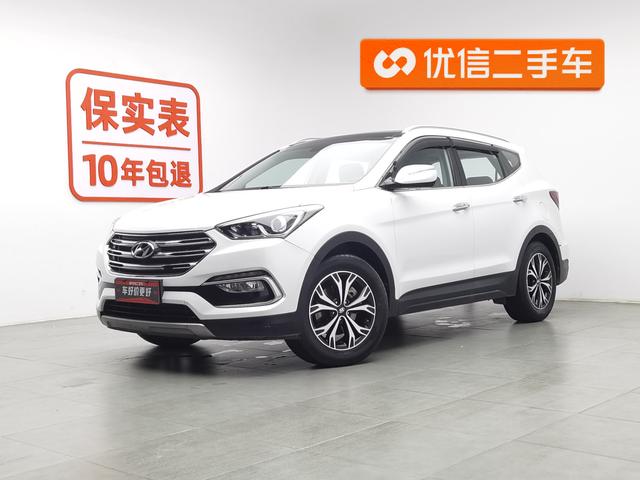 Sentra 2017 2.4L Automatic 2WD Intelligent 5-Seater