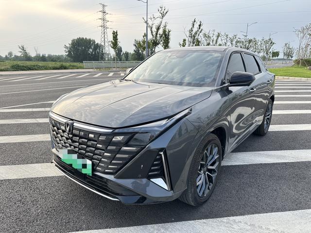 Changan UNI-Z PHEV 2024 Blue Whale Smart iDD 125KM Excellent Type