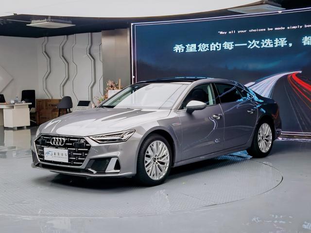 Audi A7L 2024 model 45 TFSI luxury