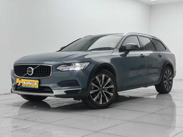 Volvo V90 2022 Cross Country B5 AWD Intelligent Vision