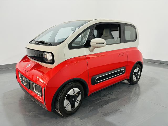 Baojun KiWi EV 2022 Designer Light Edition Lithium Iron Phosphate