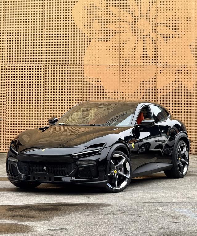 Purosangue 2022 model 6.5L V12