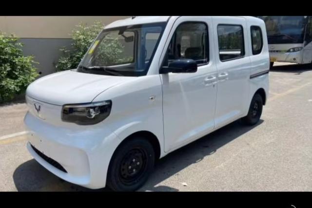 Wuling Zhiguang EV 2025 Comfort Type