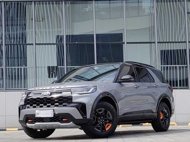 Explorer 2023 EcoBoost 285 four-wheel drive Kunlun Peak Edition 6-seater