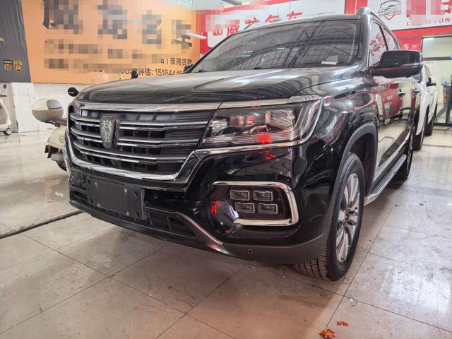 Roewe RX8 2019 30T Smart Networking four-wheel drive Super Group Ultimate Edition