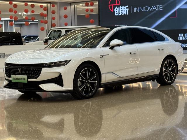Lantu Chasing Light PHEV 2024 Ultra-long battery life Four-wheel drive Ultimate Edition
