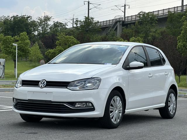 Polo 2018 1.5L Automatic Amenities