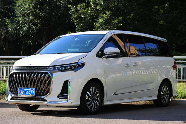Chase G20 2023 PLUS 2.0T Diesel Automatic Deluxe Edition