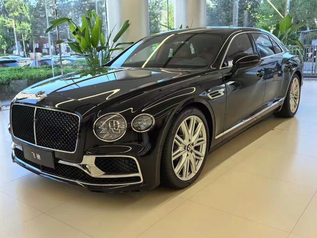 Flying Spur 2024 4.0T V8 Standard Edition