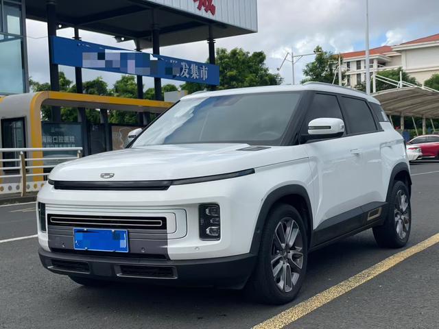 Geely ICON 2020 1.5TD DCT i9 BSG