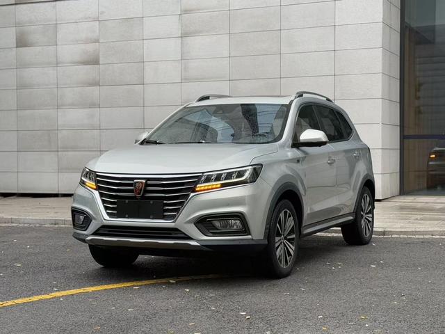 RW eRX5 2017 50T Hybrid Connected Premium Signature Edition
