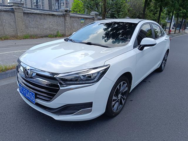 Beijing U7 2019 1.5T Manual Elite Edition Country V