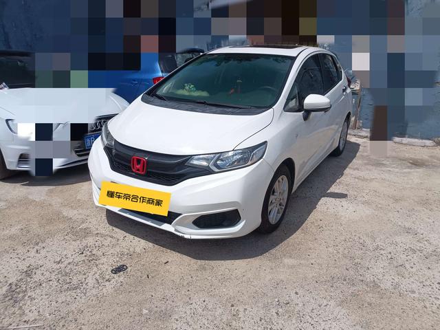 Fit 2018 1.5L CVT Comfort Sunroof Edition
