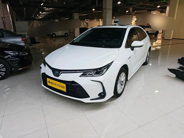 Corolla 2021 Twin Engine 1.8L E-CVT Elite