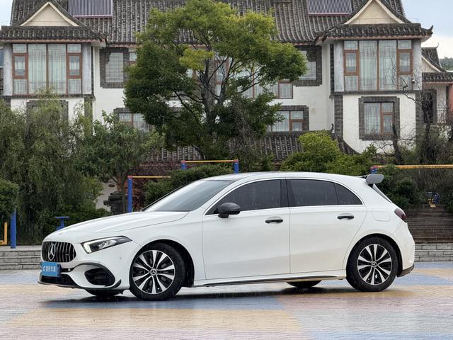 Mercedes-Benz A-Class (Import) 2021 A 200 Dynamic