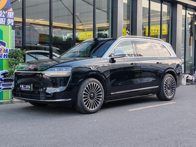 Wenjie M9 2024 Extended Range Ultra Five-seater version