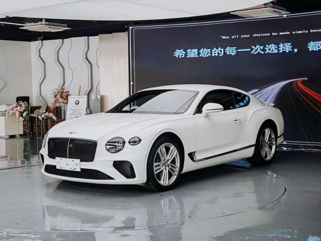 Continental 2024 4.0T GT V8