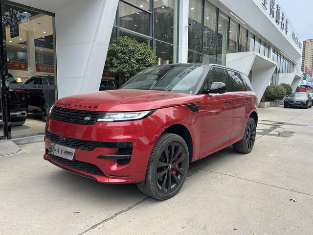Range Rover Sport PHEV 2023 P510e plug-in electric hybrid Version First version
