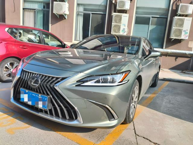 Lexus ES 2022 200 Excellence