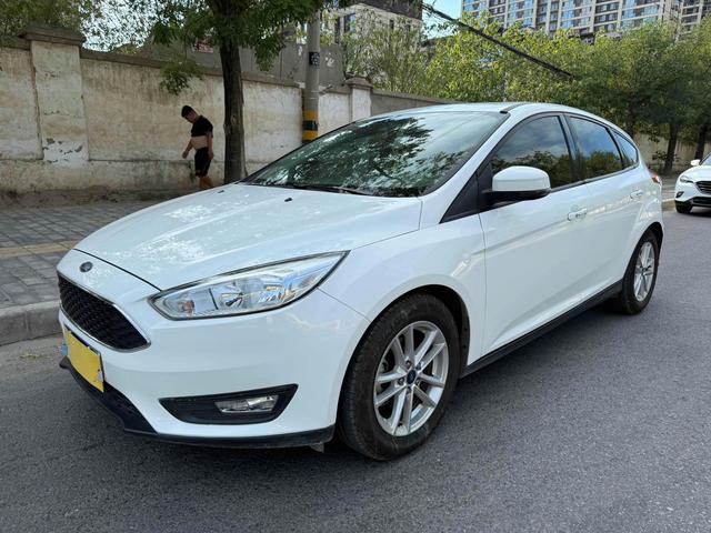Focus 2018 Classic 2-Class 1.6L Auto Style Smart Edition