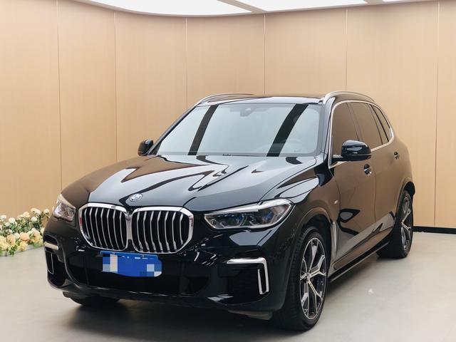 BMW X5 2022 xDrive 40Li M Sport Package