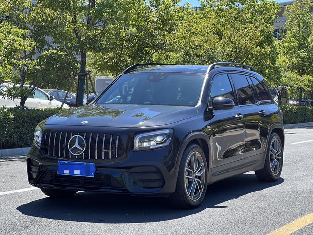 Mercedes-Benz GLB AMG 2023 AMG GLB 35 4MATIC