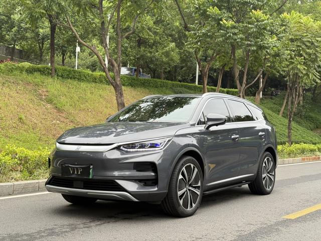 Tang EV 2022 635KM four-wheel drive flagship model