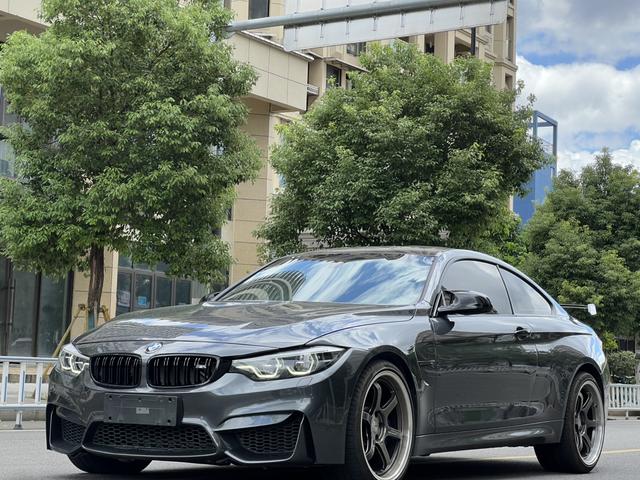 BMW M4 2018 M4 Coupe Enthusiast Limited Edition