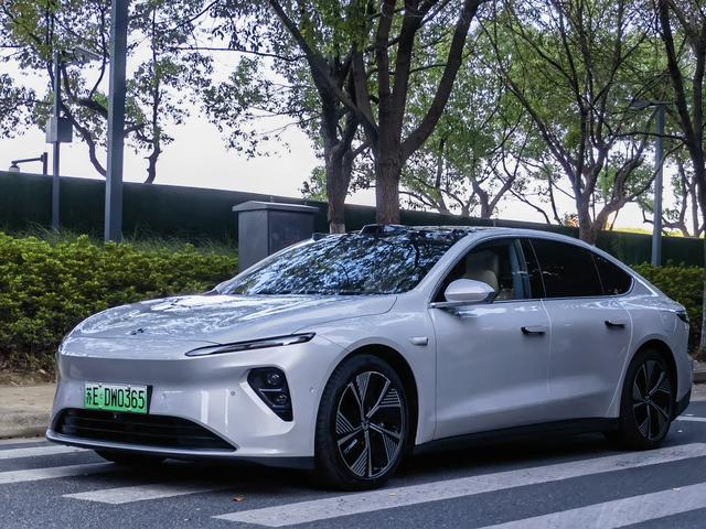 Nio ET7 2024 75kWh Executive Edition