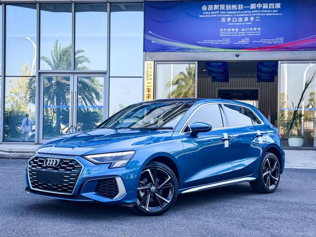 Audi A3 2021 Sportback 35 TFSI Fashion Sport