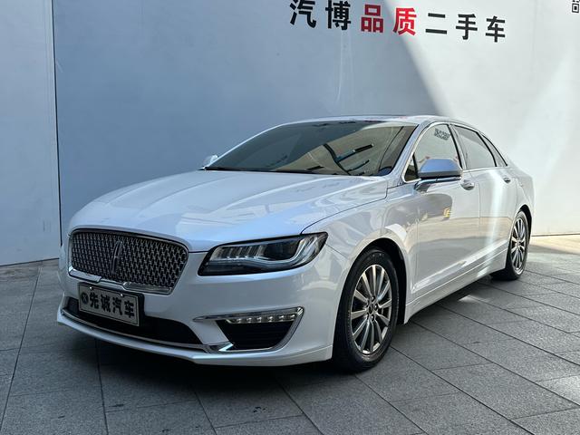 Lincoln MKZ 2020 2.0T Premium Edition