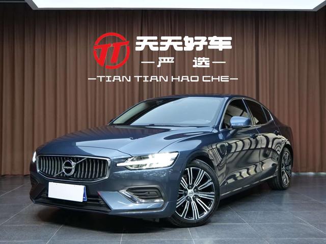 VOLVO S60 2022 B4 Intelligent Luxury Edition